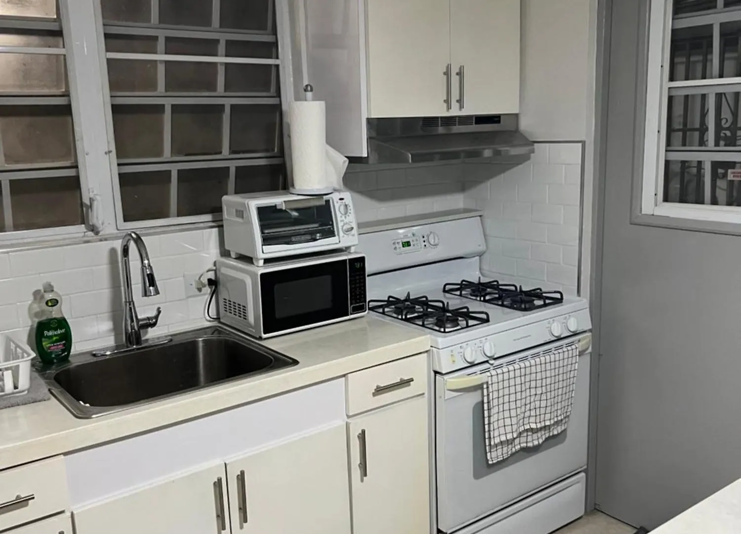 Kasa Metropolis Villa Carolina