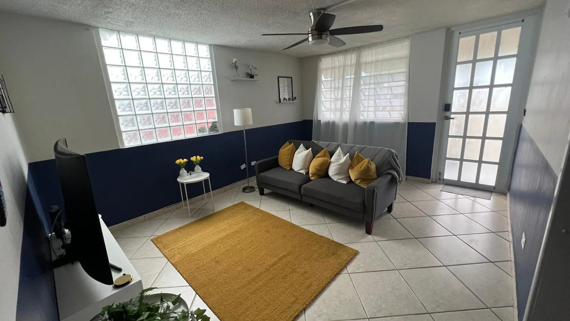 Kasa Metropolis Villa Carolina